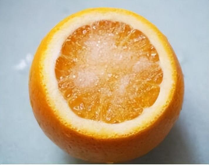 橙子煮盐有什么作用（橙煮盐水的功效与作用及禁忌） 1