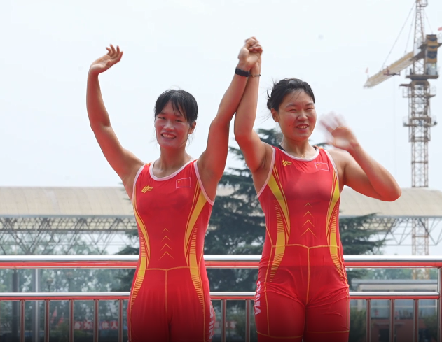 中国女子双人单桨金牌（中国选手周羽秀佩歆获赛艇女子项目金牌） 3