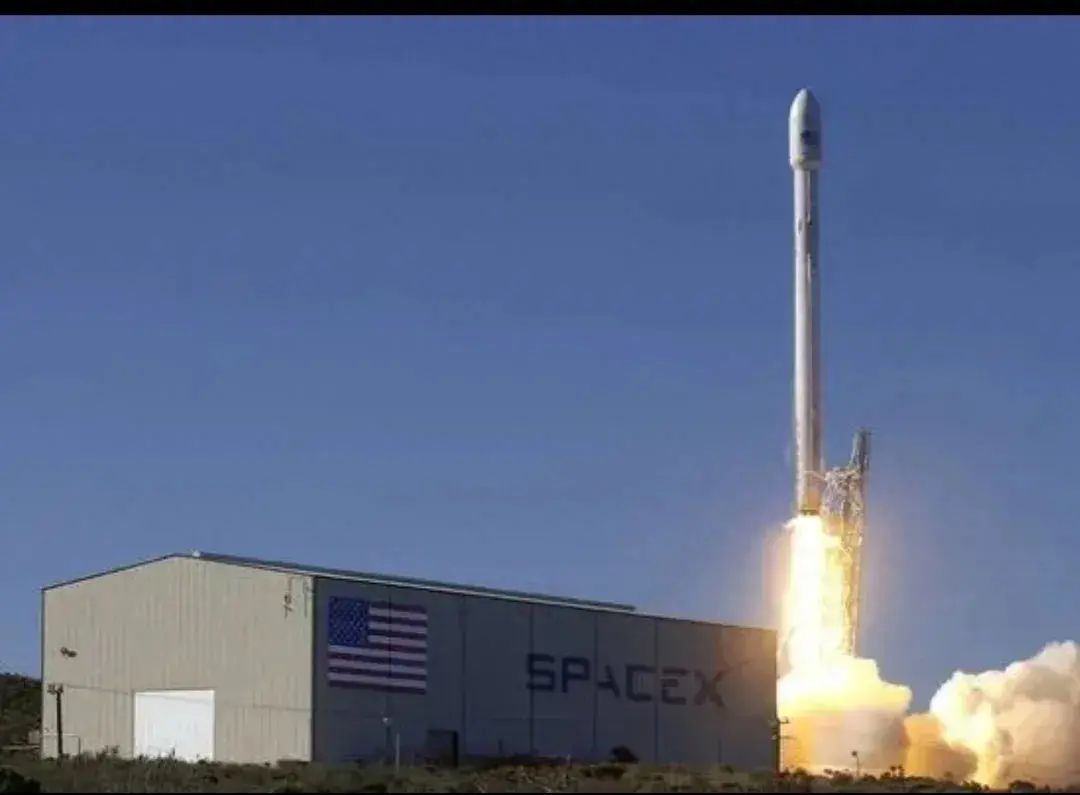 SpaceX与星舰助推器失去联系（马斯克的星舰第二次试飞失败） 1