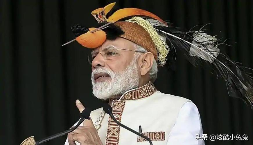 印度总理莫迪疯狂现身视频（莫迪AI合成跳舞视频疯传） 17