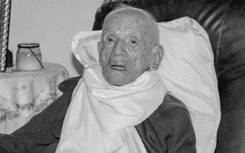 全球第二长寿男子去世（埃弗拉因·安东尼奥·里奥斯·加西亚享年113岁）